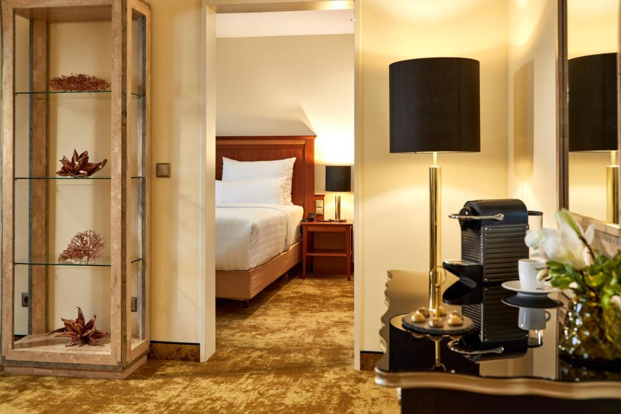 Das Carls Hotel Ντίσελντορφ Εξωτερικό φωτογραφία
