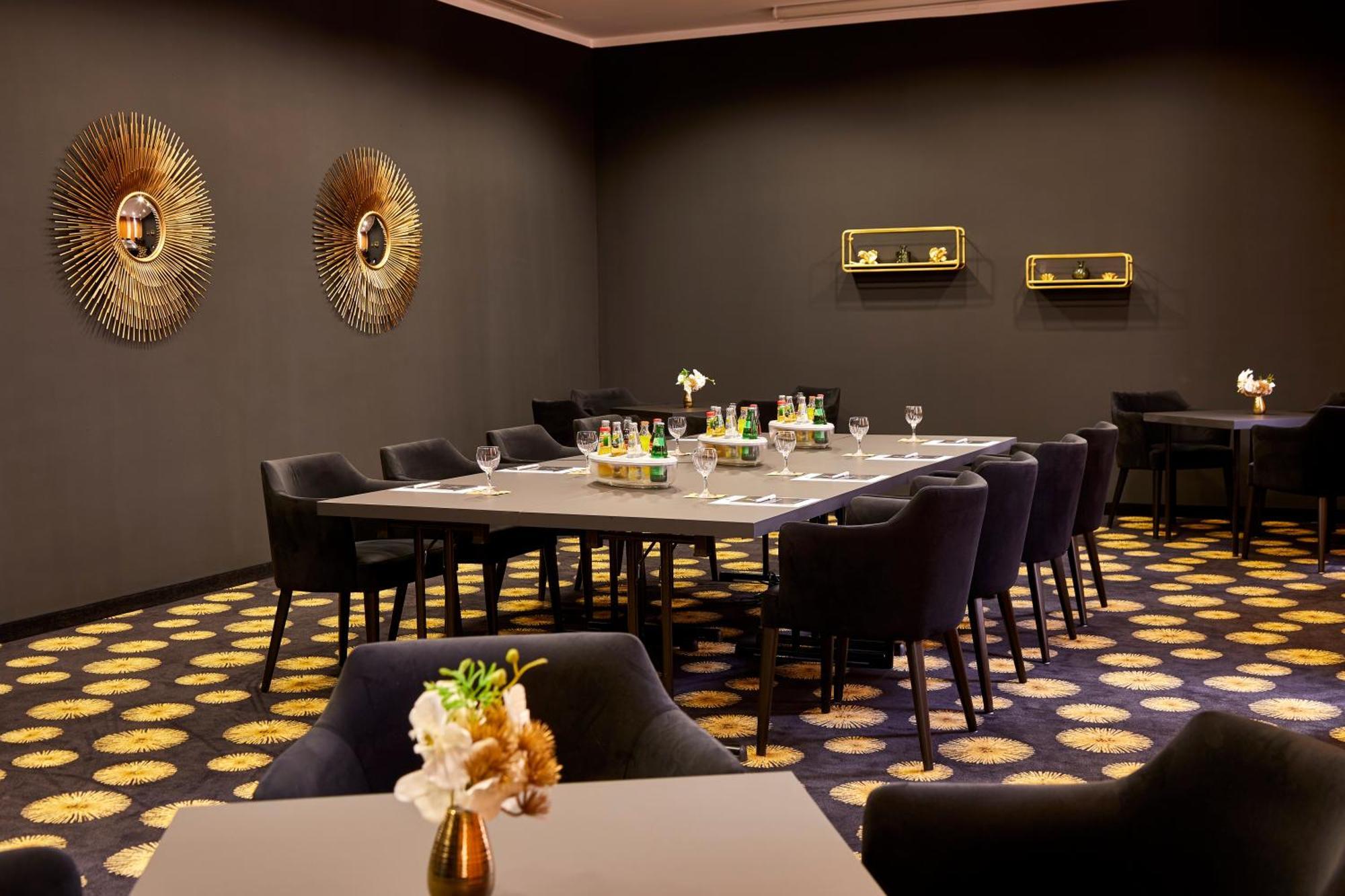 Das Carls Hotel Ντίσελντορφ Εξωτερικό φωτογραφία